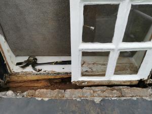 Removing a rotten wall plate from beneath a dormer Yorkshire sash