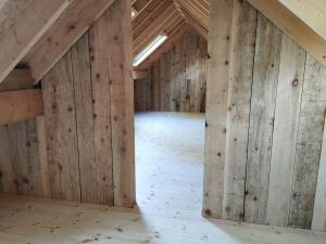 Oak outbuildings pine plank floor
