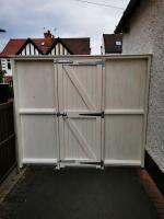Driveway partition and gate