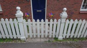 Failing feature gate posts ready for replacement